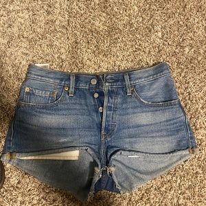 Levi’s 501 High Rise Shorts Size 26